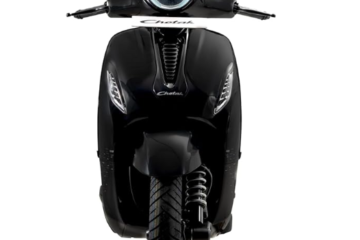 Bajaj chetak 3001 electric scooter front look